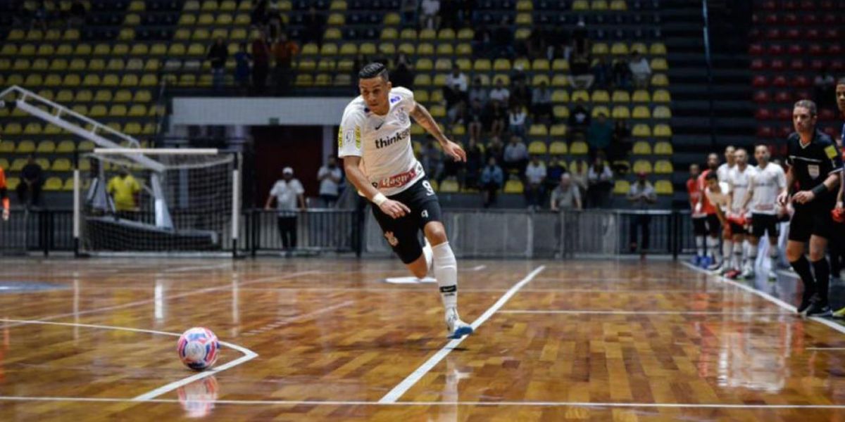 Douglas Nunes.