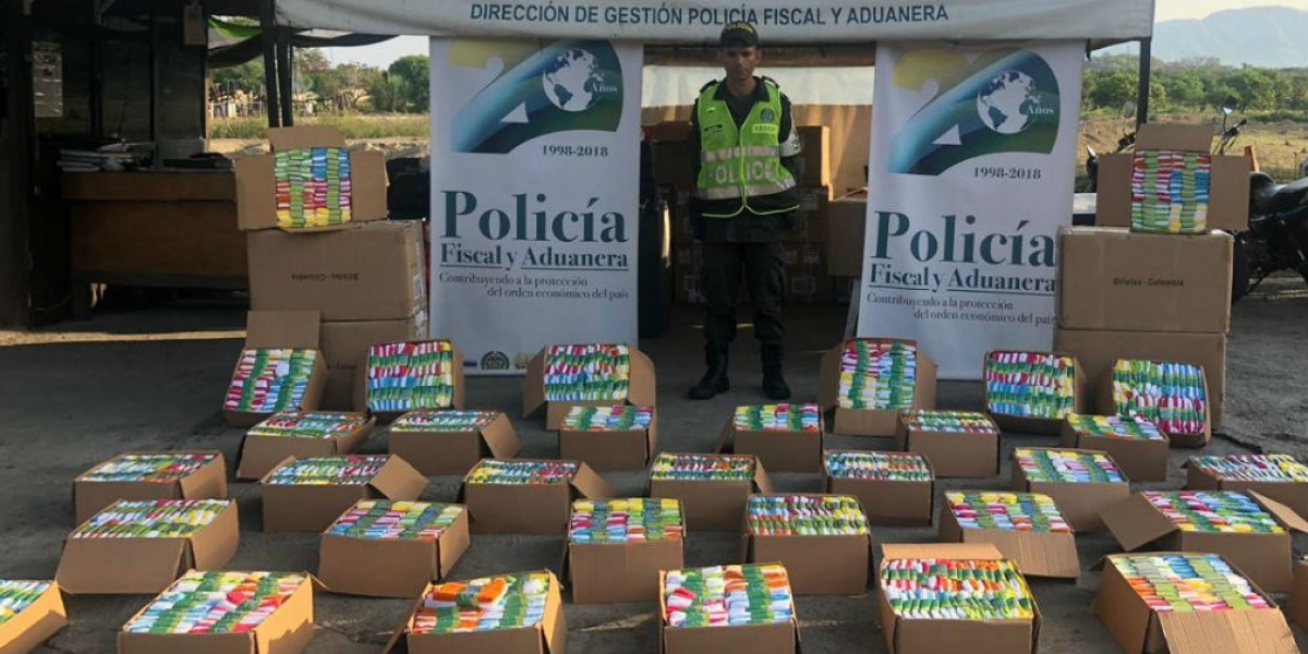 Policía Mercancía incautada por las autoridades.