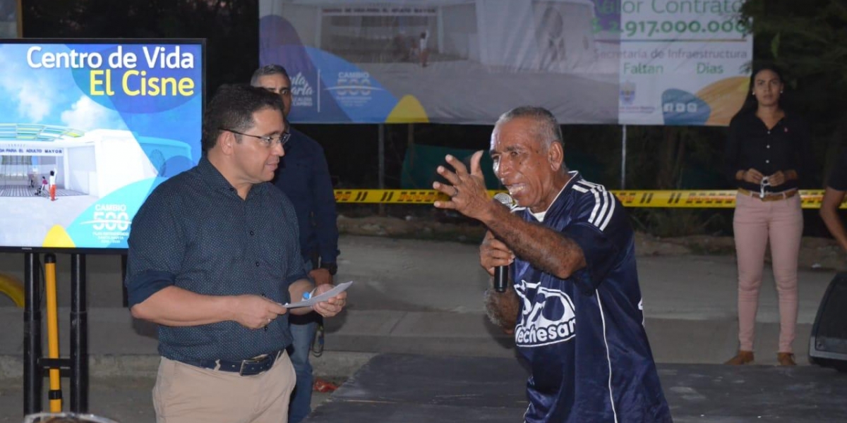 Alcaldía de Santa Marta El alcalde de Santa Marta, Rafael Martínez, dio inicio a la obra del Centro de Vida para Adulto Mayor El Cisne