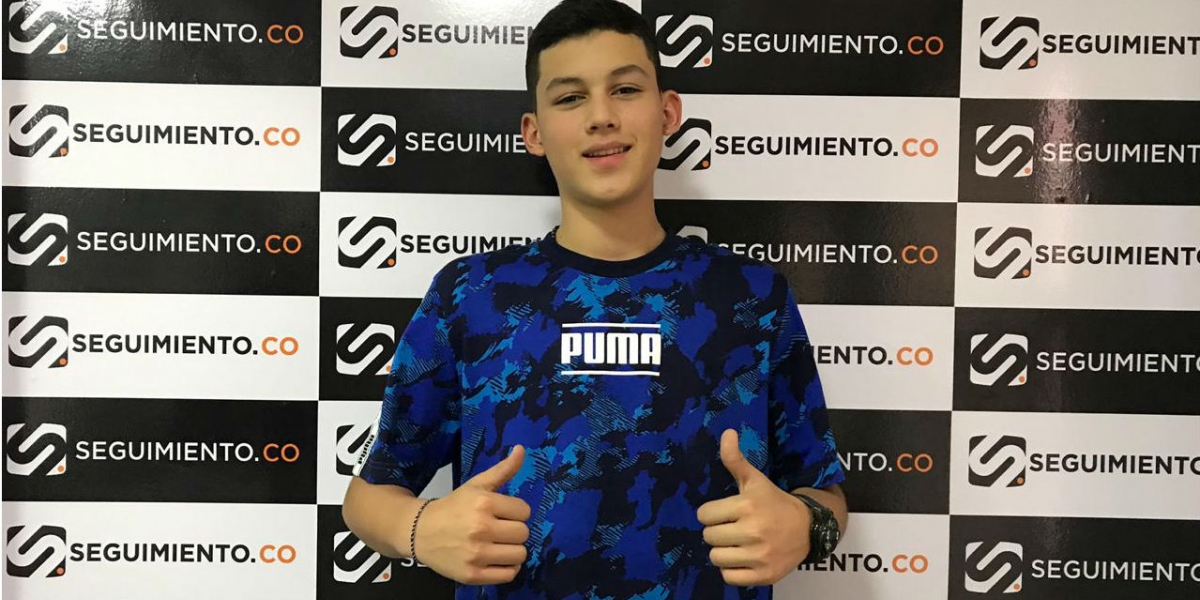 Seguimiento Kenett durante su visita a Seguimiento.co