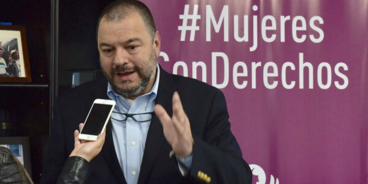 Defensoría del Pueblo Carlos Negret, defensor del Pueblo.