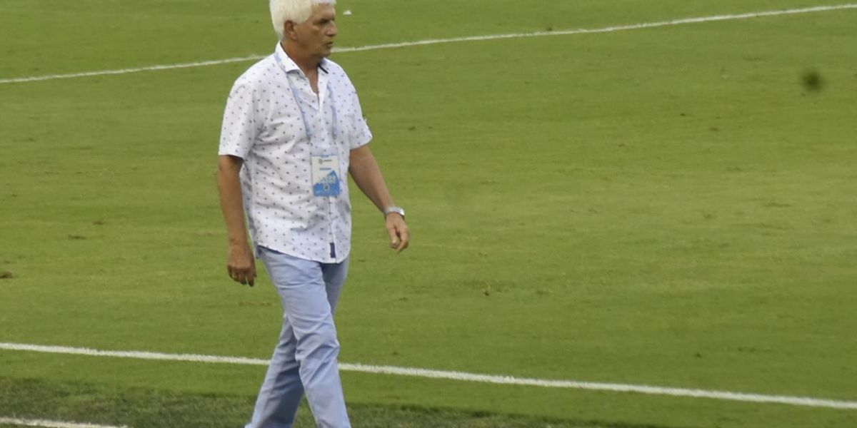 Zona Cero Julio Comesaña, técnico de Junior.