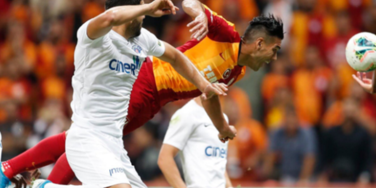 Falcao con el Galatasaray