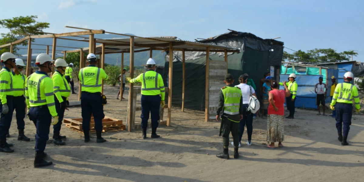 Alcaldía de Santa Marta Operativo de la Udep en el sector Bureche.