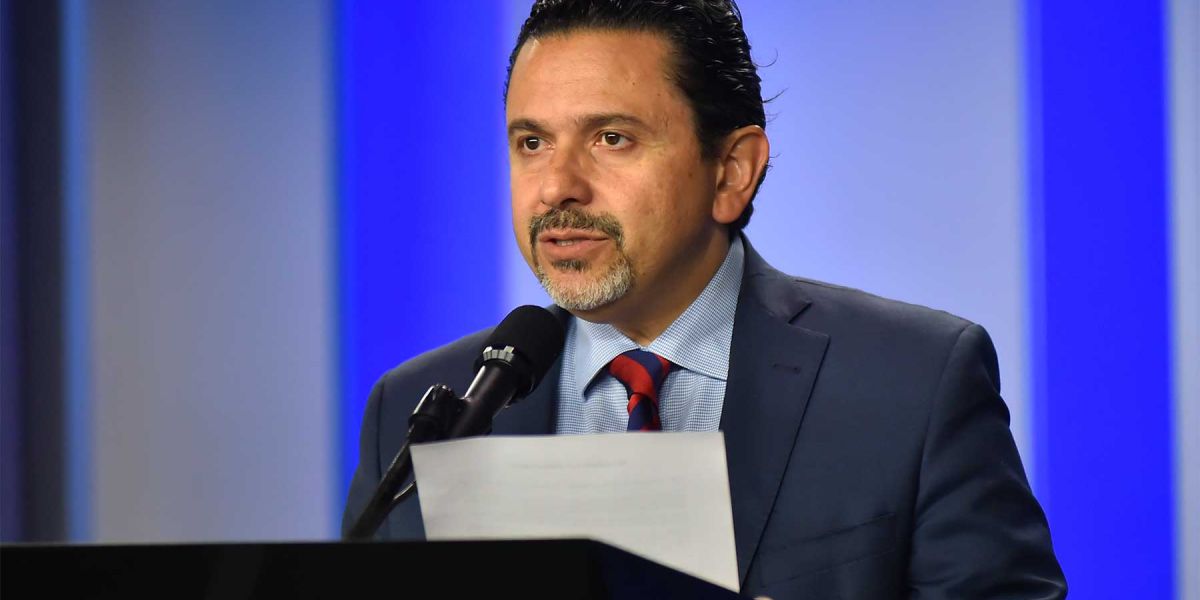 El alto comisionado para la paz, Miguel Ceballos. 