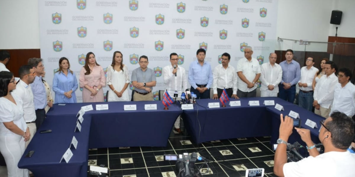 Óscar Mejía - Seguimiento.co Gabinete de la Gobernación del Magdalena.