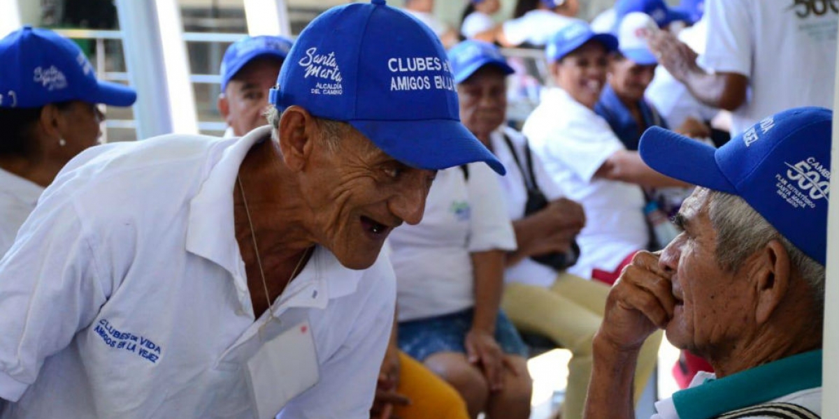 Alcaldía de Santa Marta Abuelos samarios en el Centro de Vida de Bastidas.
