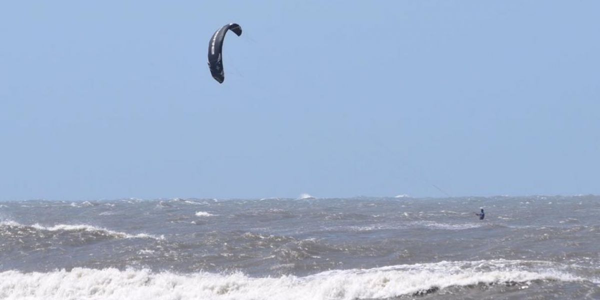 Extreman medidas para actividades náuticas por oleaje y fuertes vientos en el litoral Caribe.