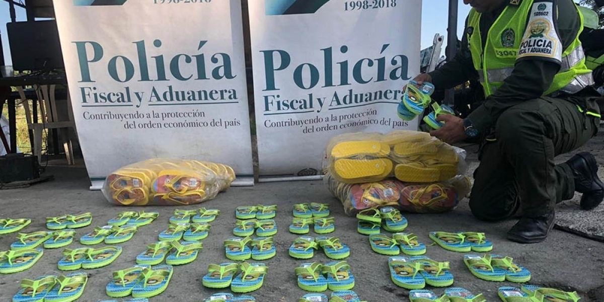 Incautan mercancía de contrabando