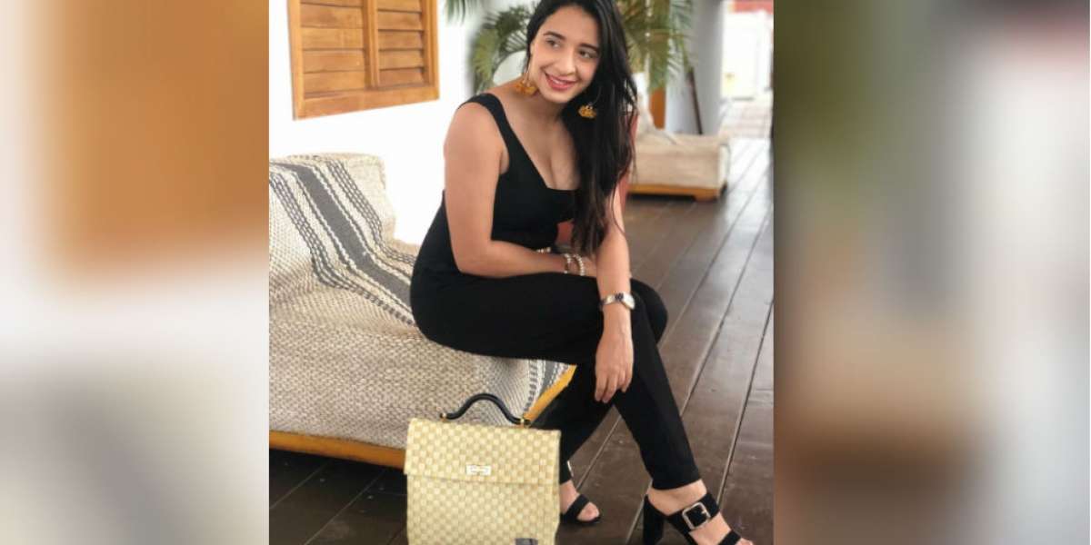 Cortesía Mayra Poveda, egresada Sergista y emprendedora, logró con su marca Kiwano combinar el zuncho con diseños exclusivos que incorporan elegancia, calidad y comodidad.