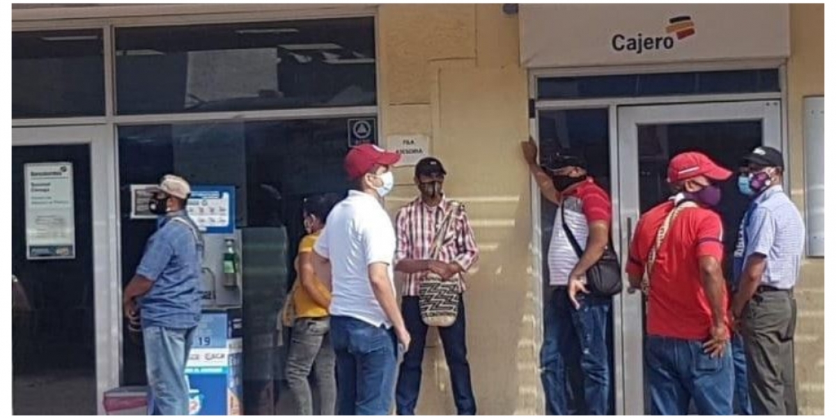 Alcaldía de Ciénaga Los recorridos los realizan por la zona comercial del municipio.