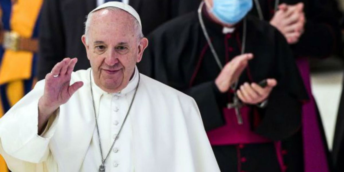 Papa Francisco cortesía