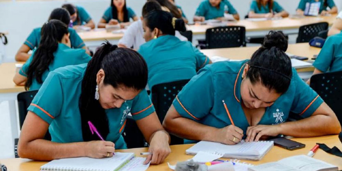 Hoy Diario del Magdalena. Estudiantes del Sena