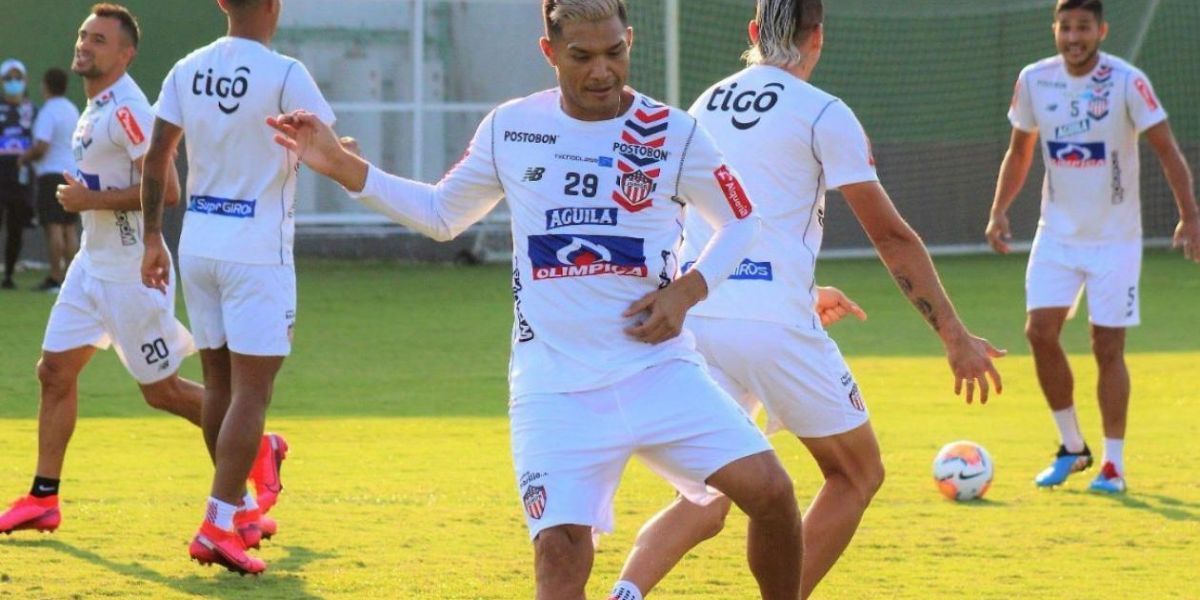 Junior Teófilo Gutiérrez.