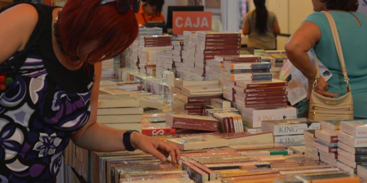 Unimagdalena Unimagdalena participa en la Internacional del Libro de Cali y la Universidad Javeriana.