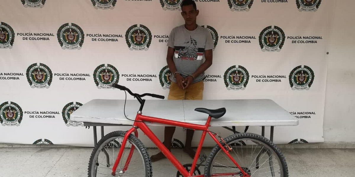 Policía Metropolitana El aprehendido fue identificado como Javier Segundo Castro de La Hoz.