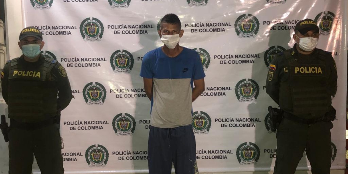 Policía Metropolitana Adonis Antonio Fornerino Jiménez.