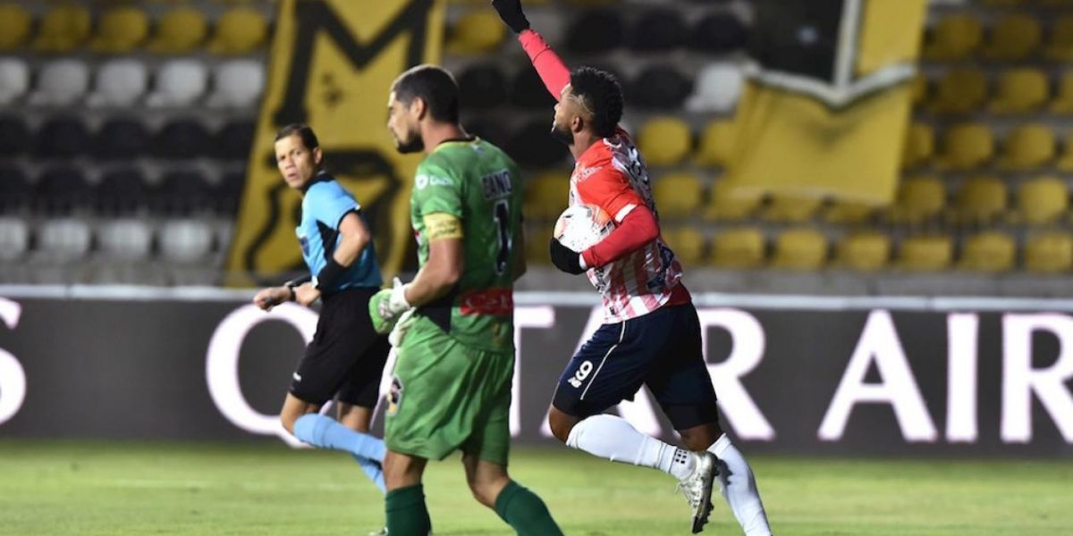 Miguel Ángel Borja celebrando el gol.