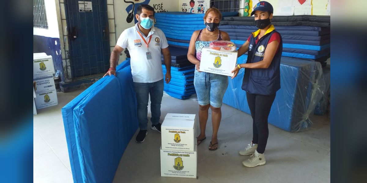 Alcaldía de Santa Marta Entrega a damnificados de Guachaca.