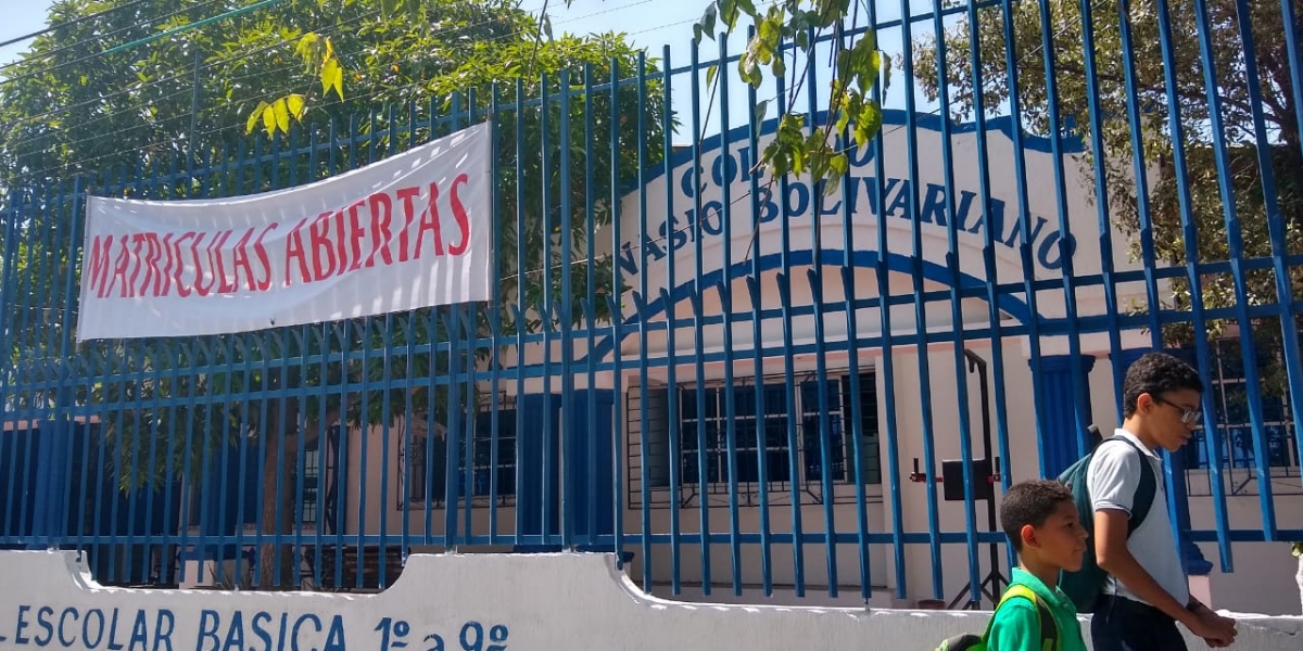 Fachada del colegio Gimnasio Bolivariano