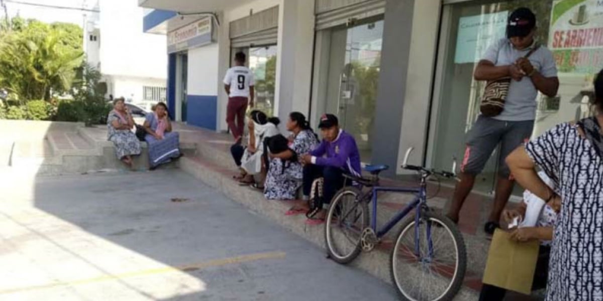 Aldia.co Familiares en la morgue