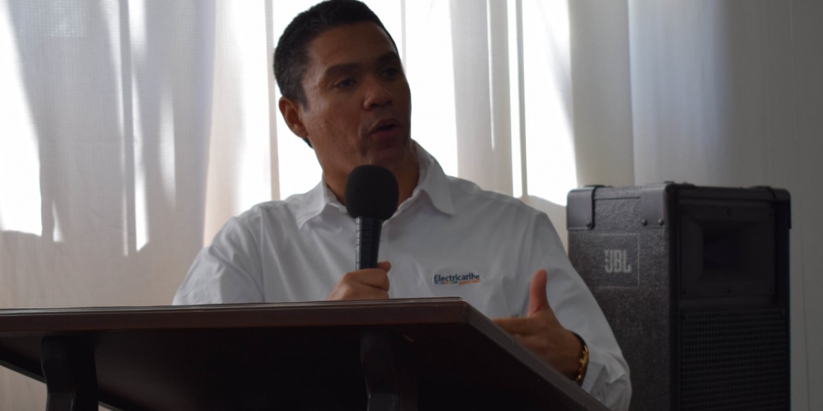 Concejo Distrital El gerente de Electricaribe en el Magdalena, Edwin Goenaga.