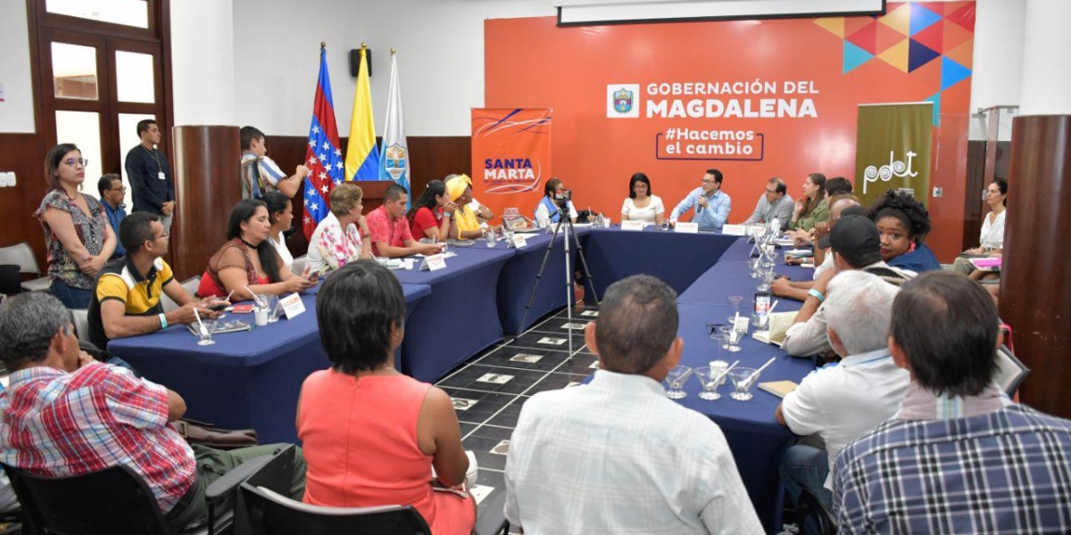 La reunión tuvo como objetivo la firma de la alianza departamental por la implementación del Pdet en los cuatro municipios que se benefician de este programa en el Magdalena.