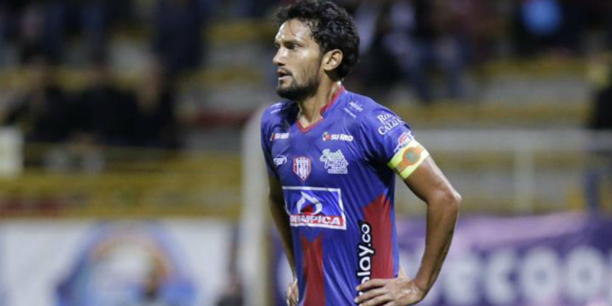 As Colombia Abel Aguilar con el Unión.