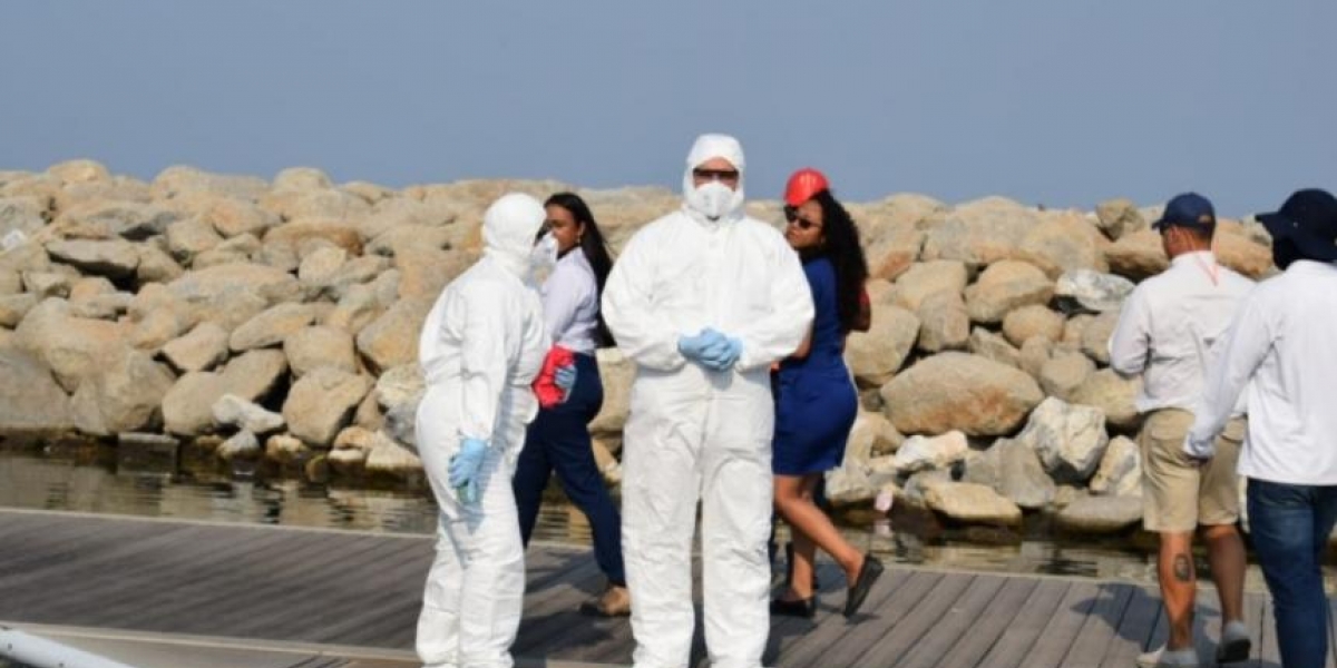 El Heraldo Varias instituciones de Santa Marta organizaron un simulacro sobre la atención ante la eventual llegada de un caso probable de coronavirus.