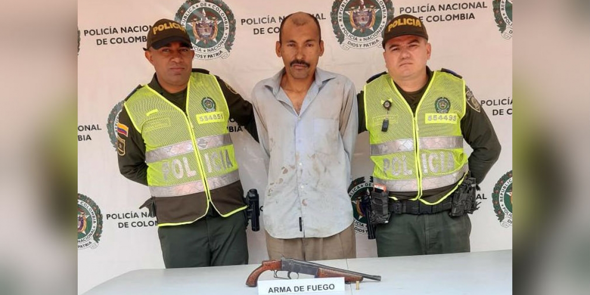 Policía José Antonio Saltarín Crespo.