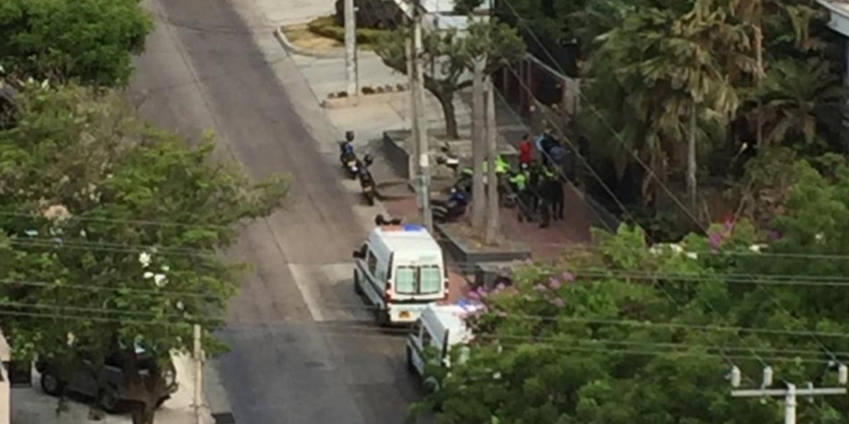 Policía en el lugar de los hechos.