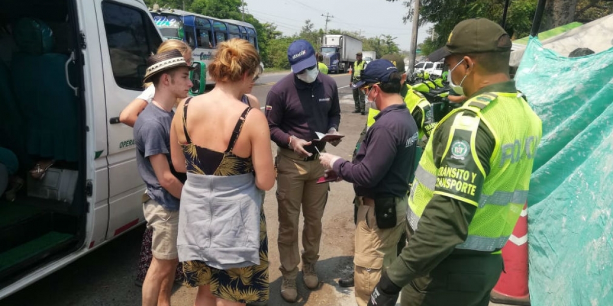 Seguimiento.co Durante este fin de semana se establecieron 371 comparendos por convivencia social; 135 por tránsito y 63 vehículos fueron inmovilizados.