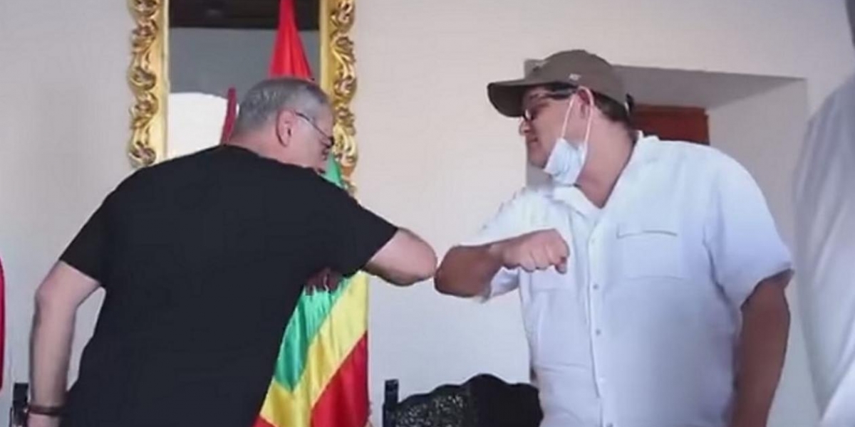 cortesía. El Alcalde de Cartagena, William Dau, y el presidente del Concejo, David Caballero.