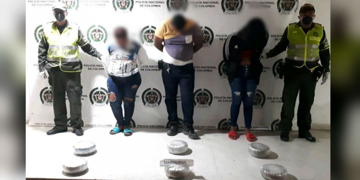 Policía Capturados con marihuana en Tasajera.
