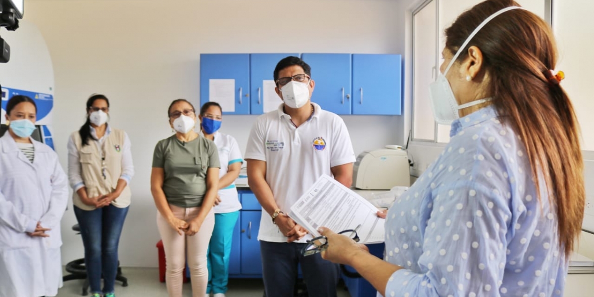 Unimagdalena En la inspección realizada este miércoles, el laboratorio de la universidad fue habilitado para la realización de pruebas.