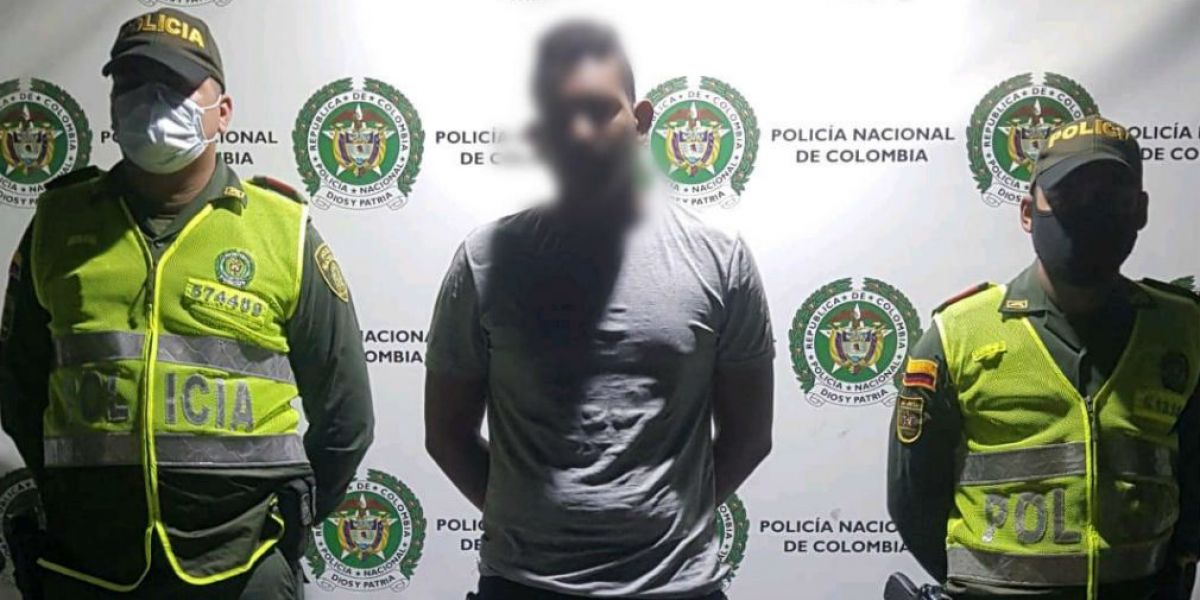Policía Yorbis Giovani Zuleta Peña.