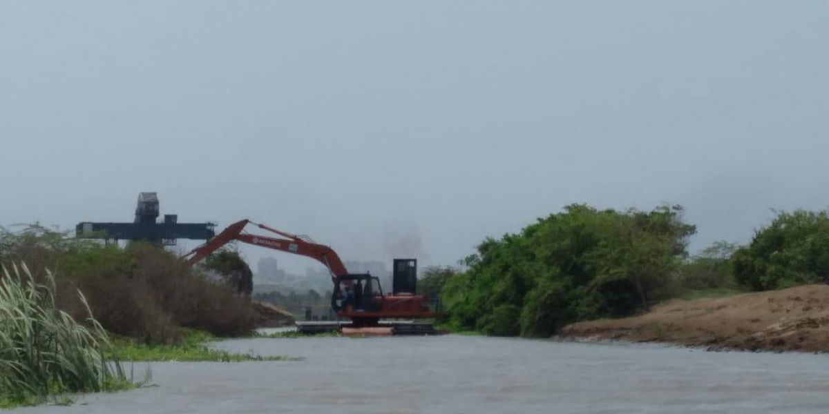 Bajo un estricto protocolo de bioseguridad aprobado por la interventoría, se reanudaron las obras complementarias que se ejecutan en Caño Clarín Nuevo y Viejo del Parque Salamanca, en el Magdalena.