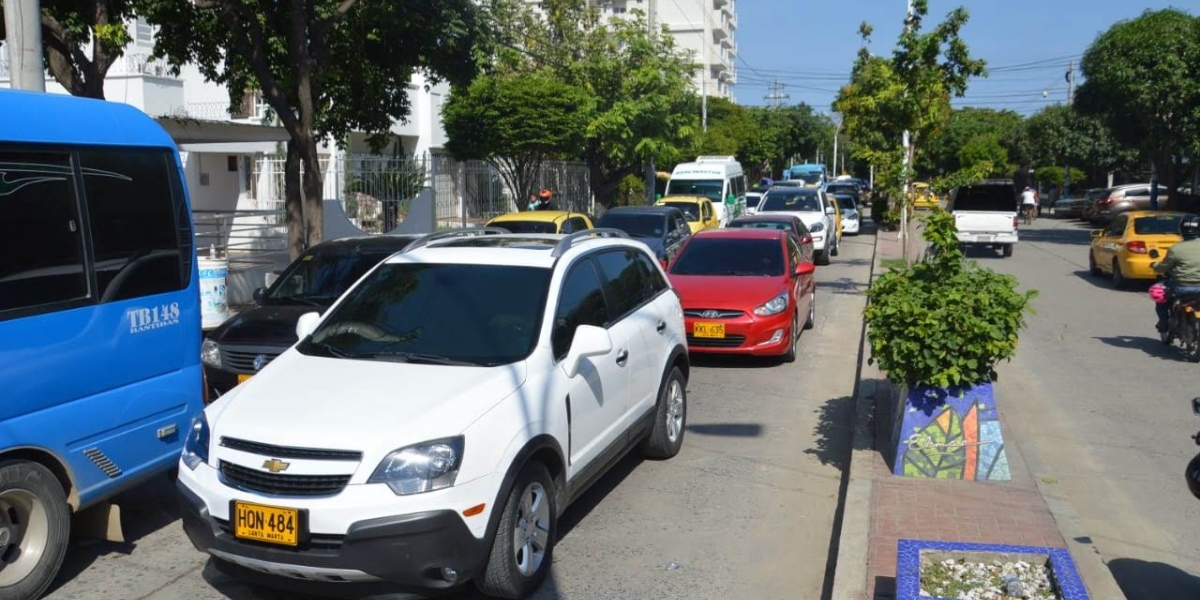 Seguimiento.co Esta semana se volverán a ver los carros en las calles, con pico y placa.