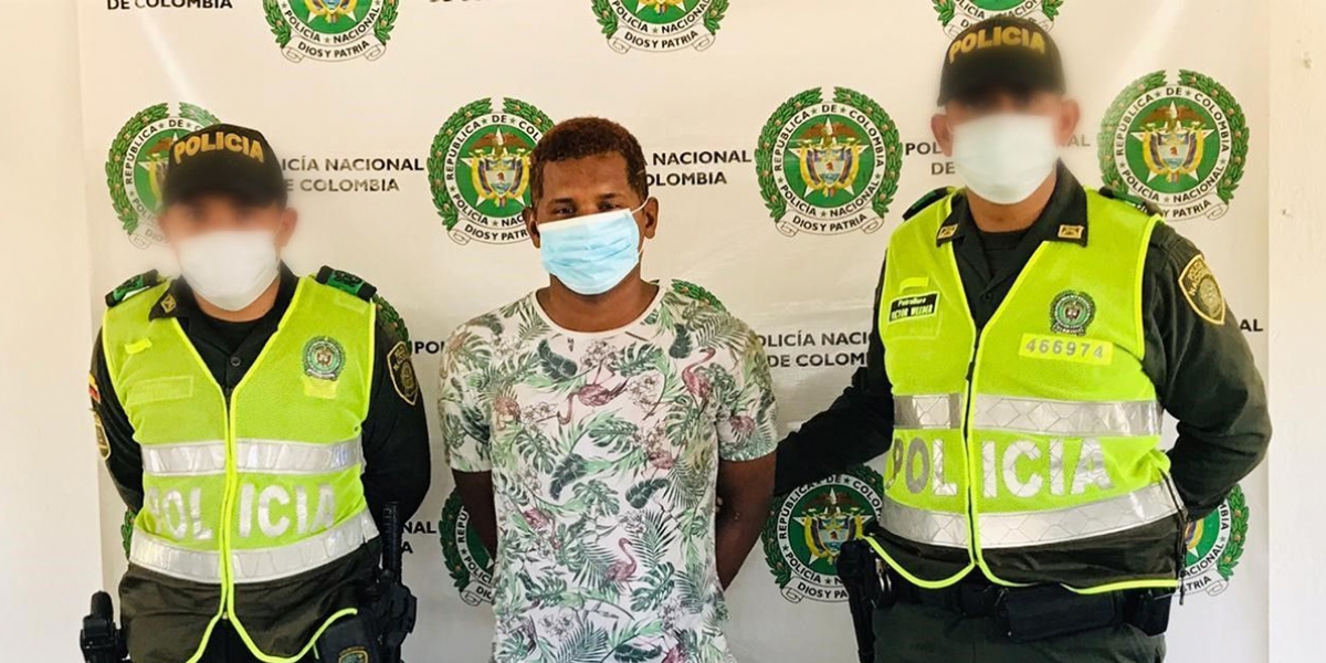 La Policía dio con la captura del individuo tras recibir la llamada de la red de cooperantes del sector.