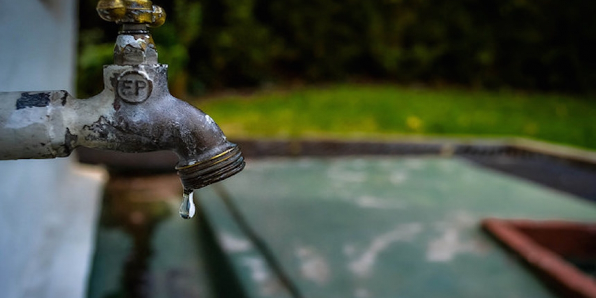 Archivo Durante todo el jueves no habrá agua en una veintena de barrios.