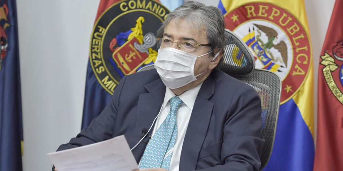 Carlos Holmes Trujillo cortesía