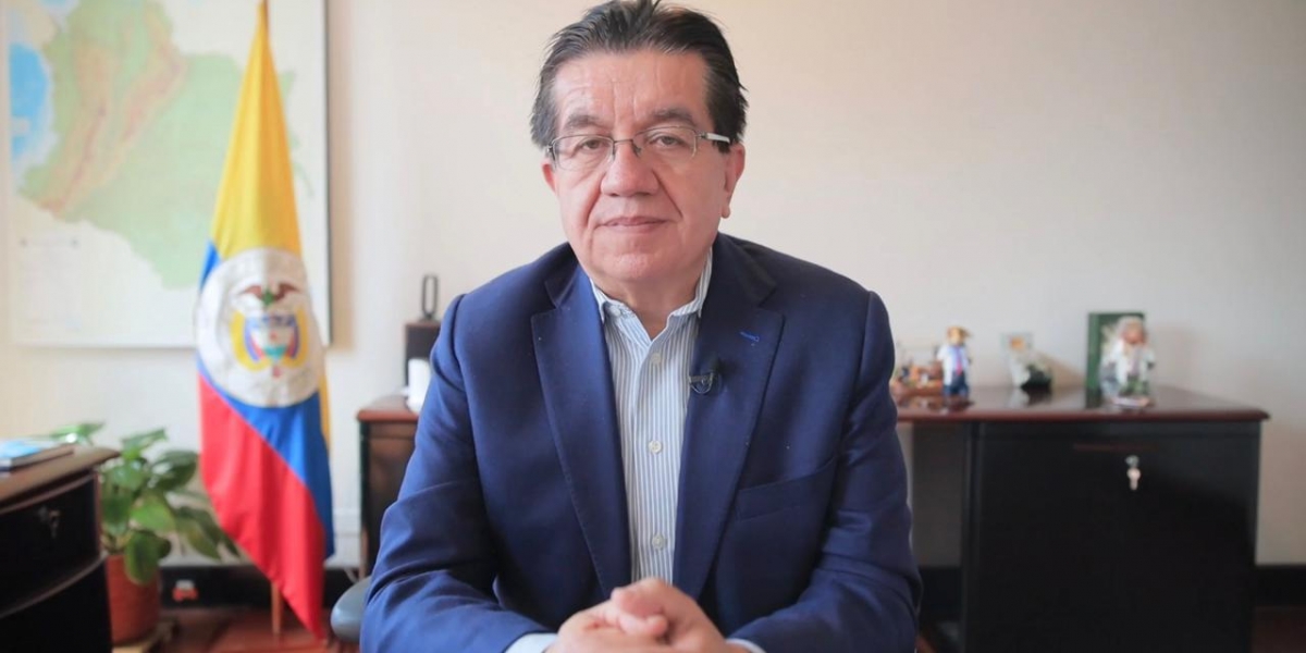 Ministro de Salud, Fernando Ruiz. 