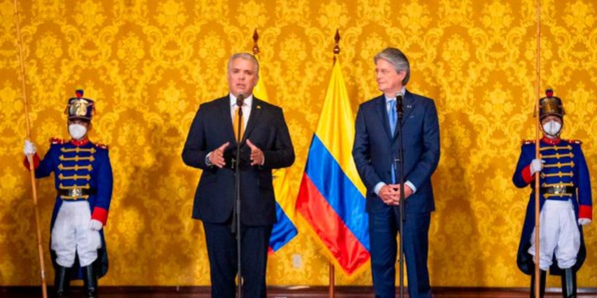 Presidencia Colombia y Ecuador acuerdan reabrir su frontera.
