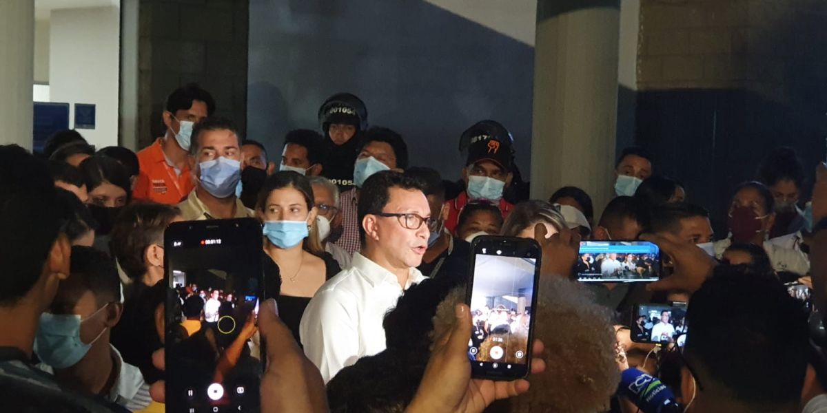 Carlos Caicedo, durante la rueda de prensa en la Essmar.