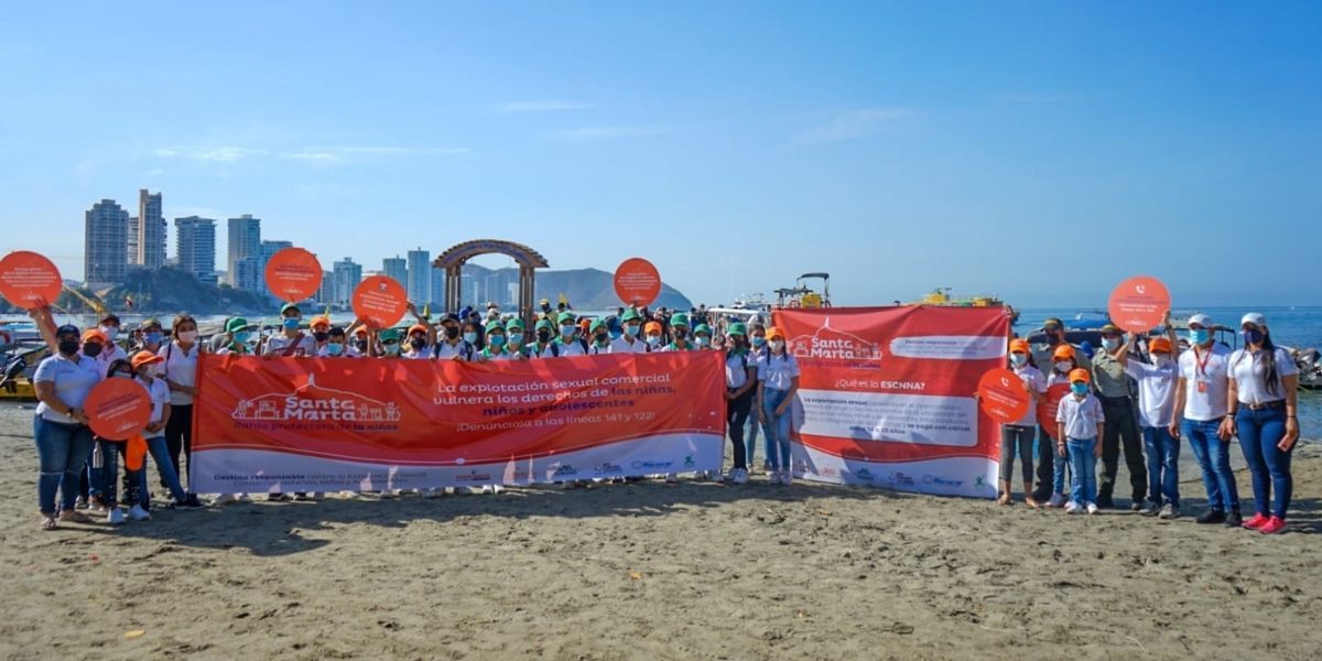 La sensibilización en las playas de El Rodadero y el aeropuerto Simón Bolívar.