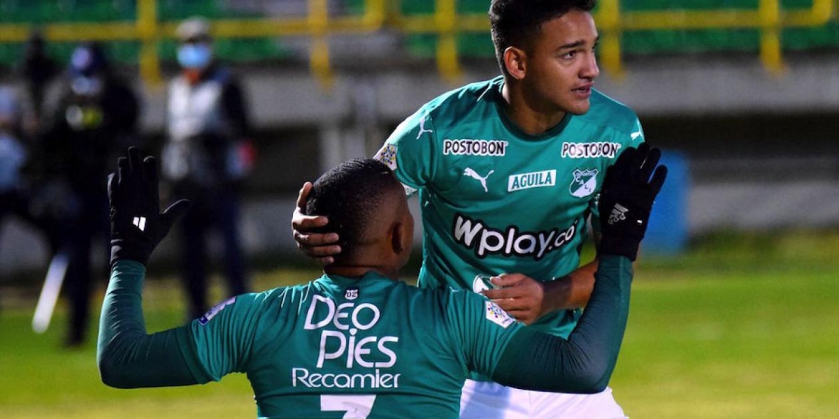 El cartagenero Jhon Vásquez, celebrando el gol del triunfo.