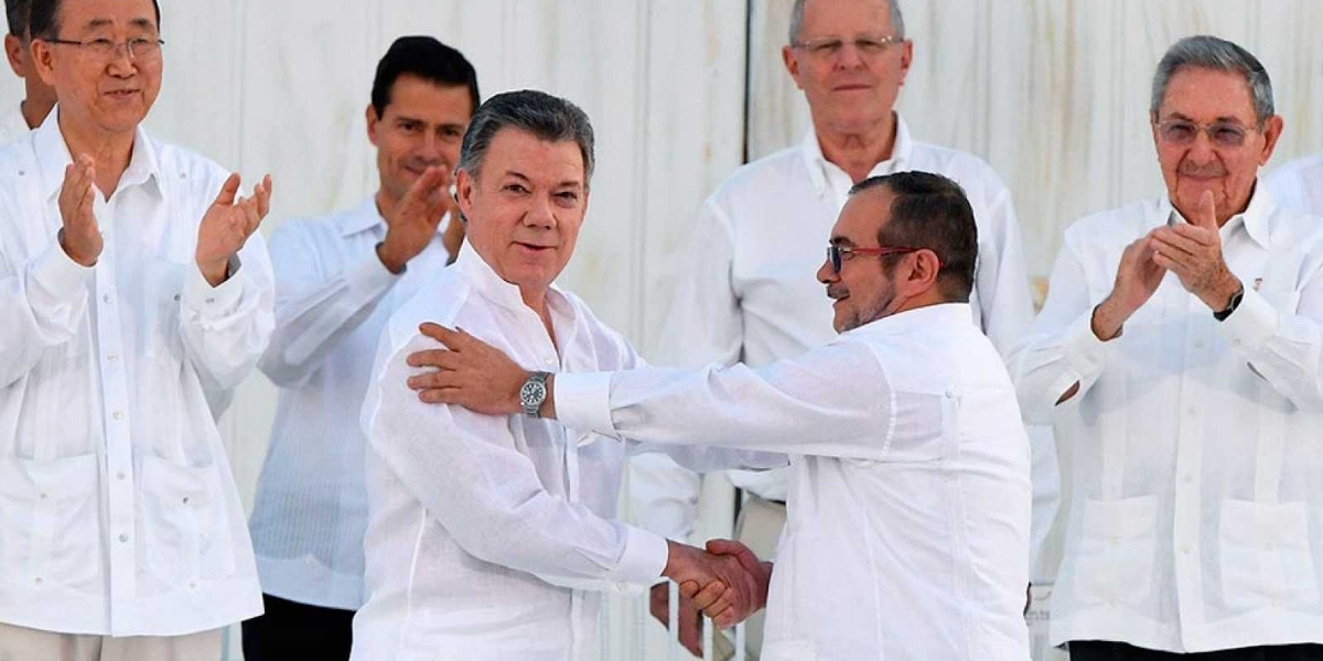 Día de la firma del acuerdo de paz. cortesía