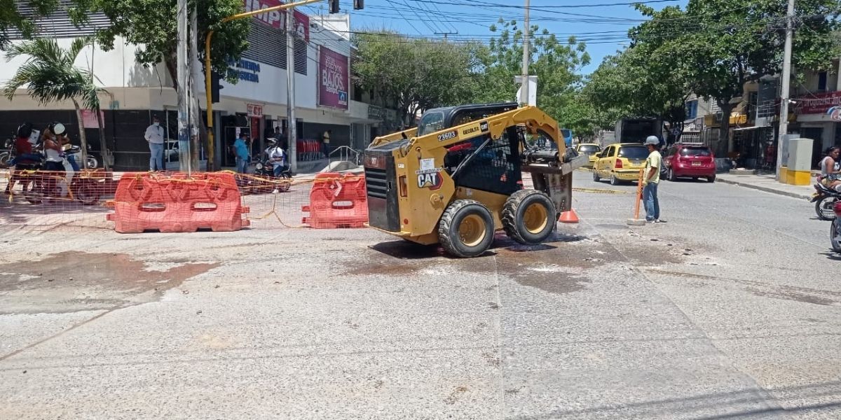 Obras en la calle 30 en Santa Marta