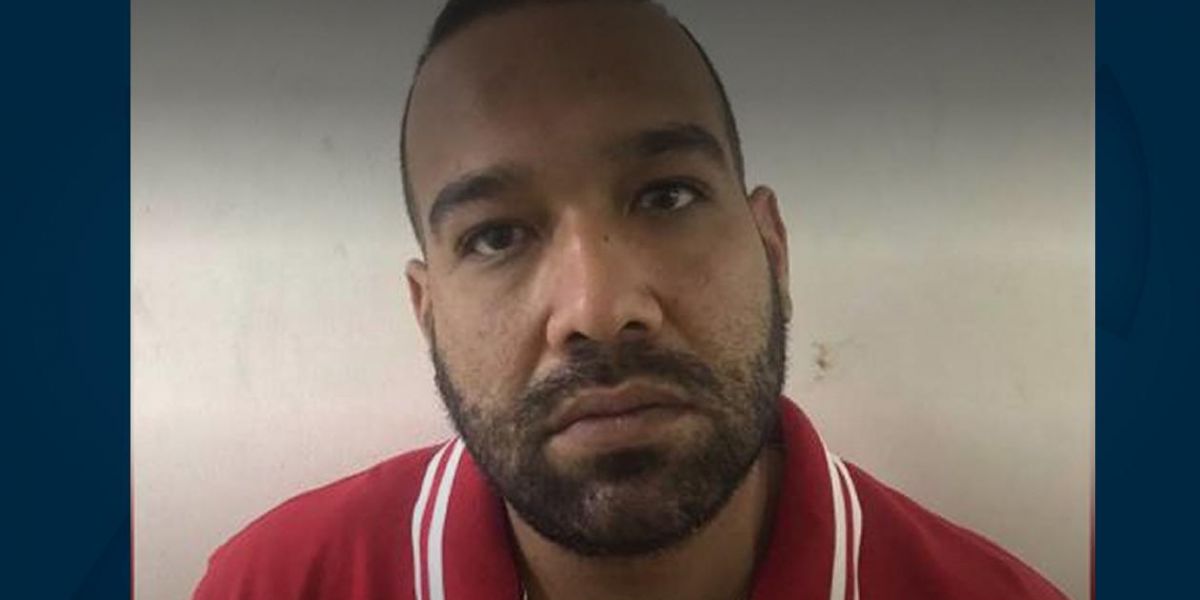 Policía Carlos Gómez Romero, alias 'JK'.