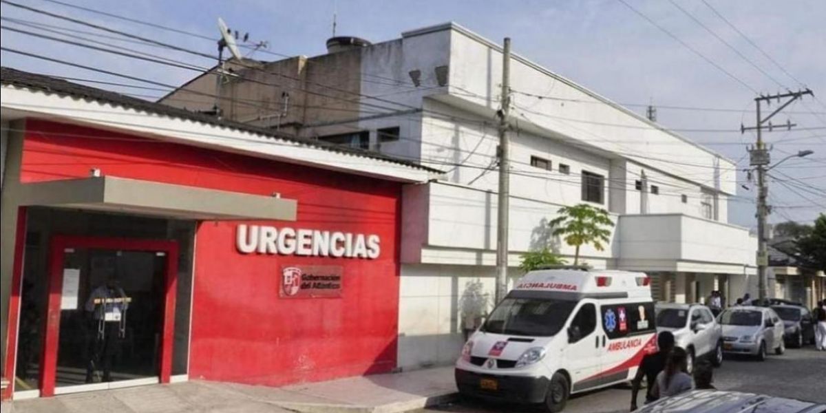 Fachada del Hospital Juan Domínguez Romero.